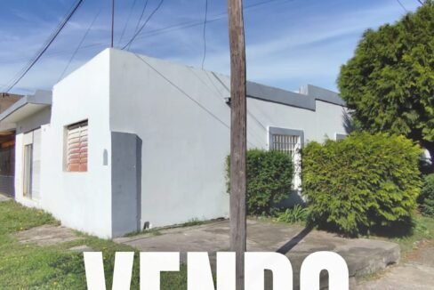 VENDO CASA Av. Urquiza 4036